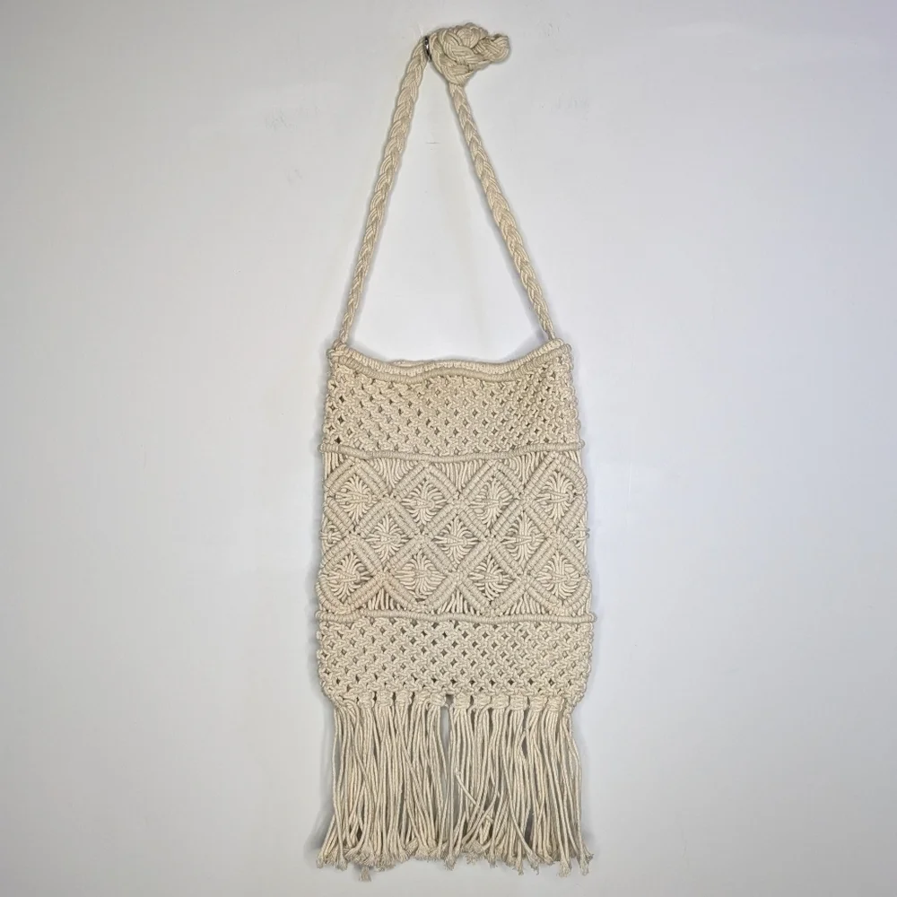 BP Nordstrom Cream Macrame Fringe Snap Top Crossbody Purse Bag